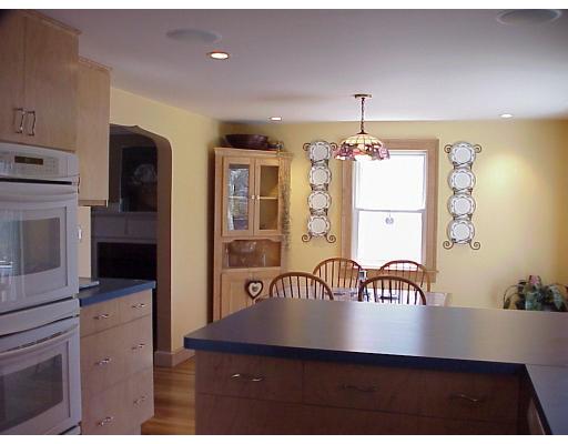 27 Wilmot Road Waltham, MA 02453 - Photo 11 of 22 Gallery Image 11