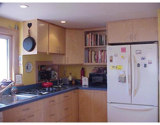 27 Wilmot Road Waltham, MA 02453 - Photo 7 of 22 Gallery Image 7