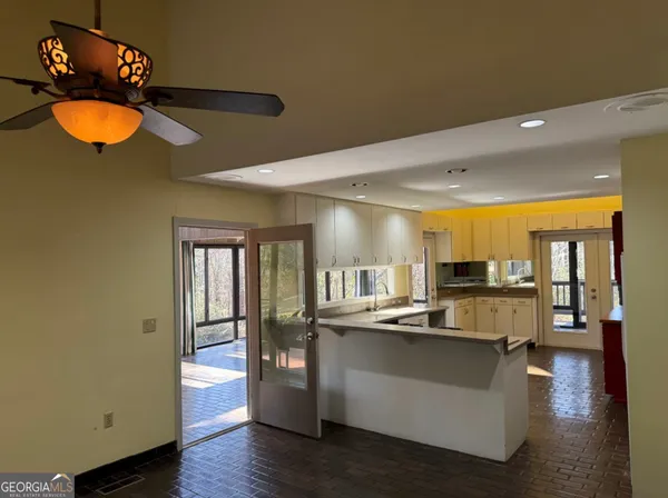$495,000 | 303 Kissing Bower Road, Vidalia, GA 30474