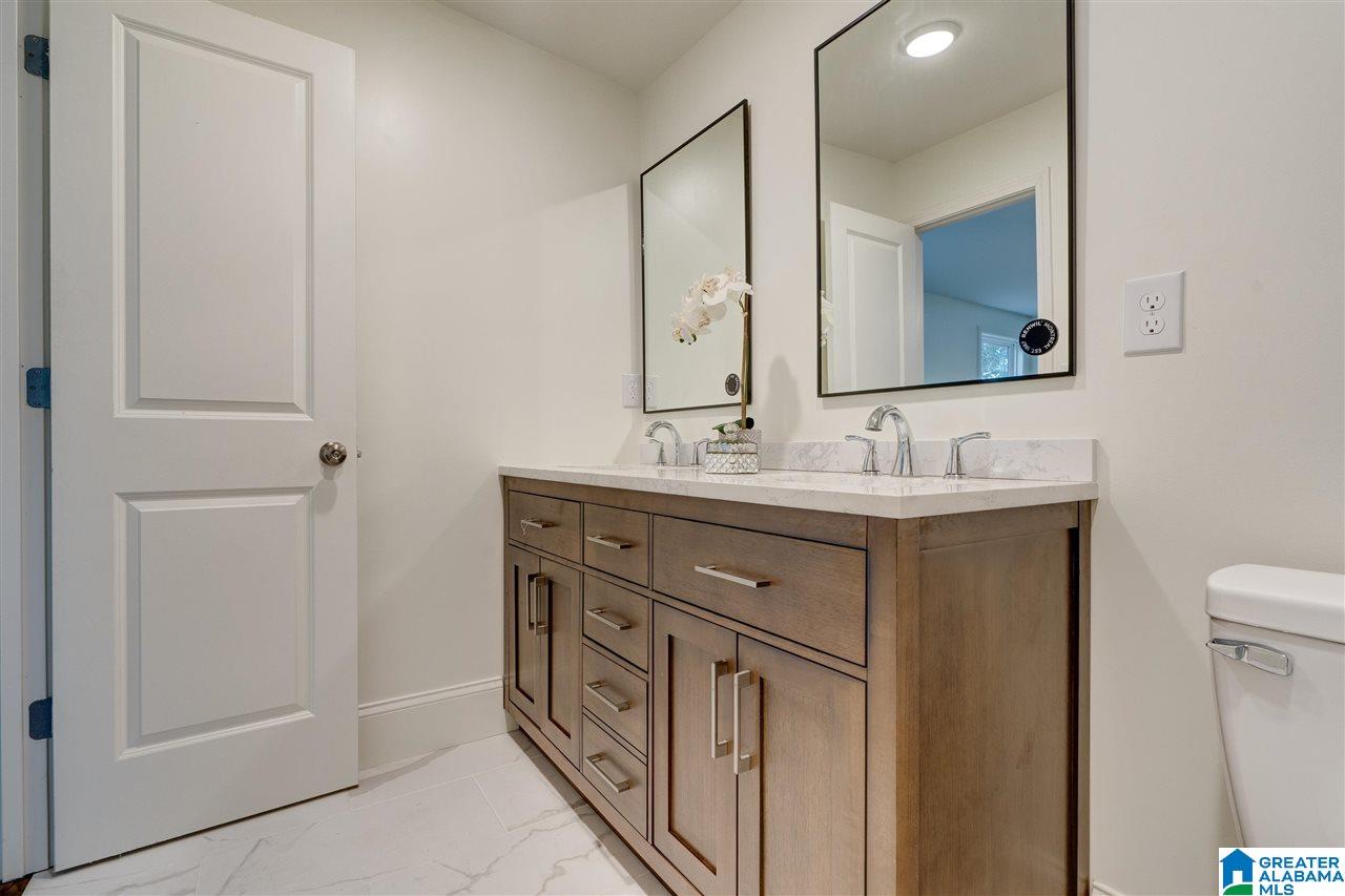 530 Edgecrest Circle Birmingham, AL 35209 - Photo 16 of 25