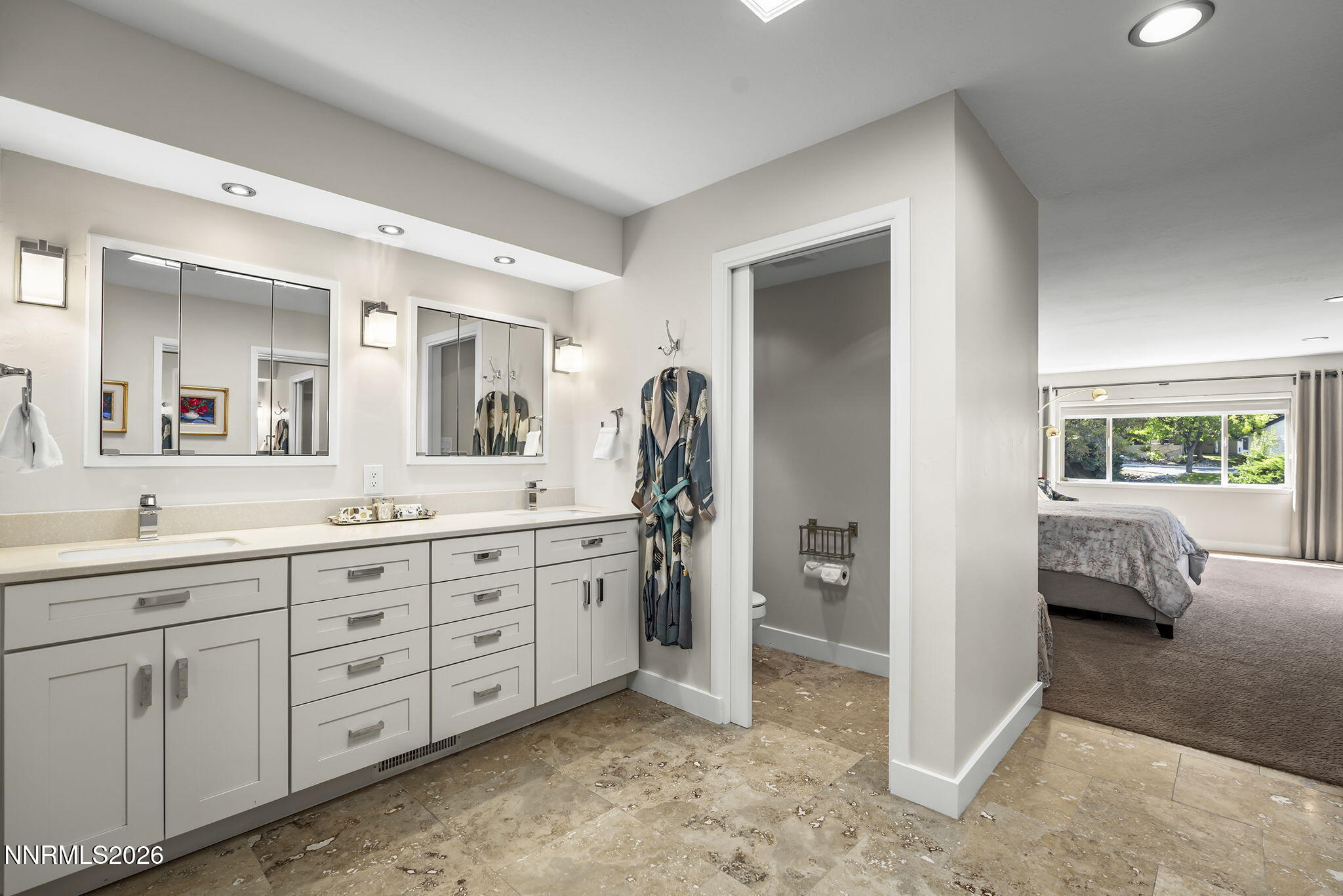 4919 Lakeridge Terrace East Reno, NV 89509 - Photo 15 of 24 Primary Bath