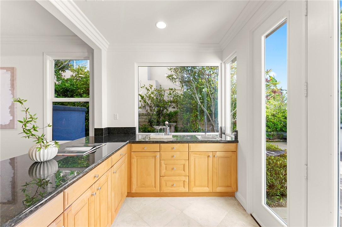 5464 Shannon Ridge Lane San Diego, CA 92130 - Photo 14 of 44