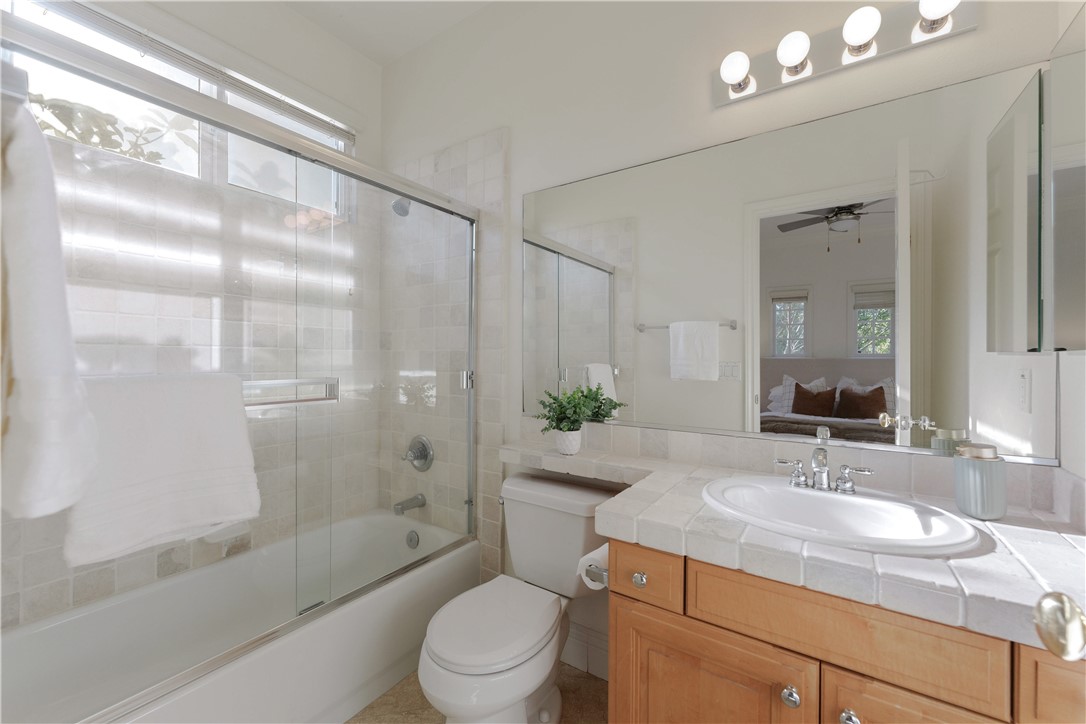 5464 Shannon Ridge Lane San Diego, CA 92130 - Photo 21 of 44