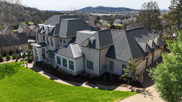 $2,540,000 | 305 Lockhart Court, Franklin, TN 37069