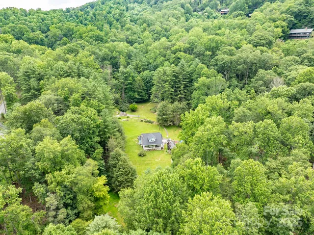 $750,000 | 230 West Cove Lane, Boone, NC 28607