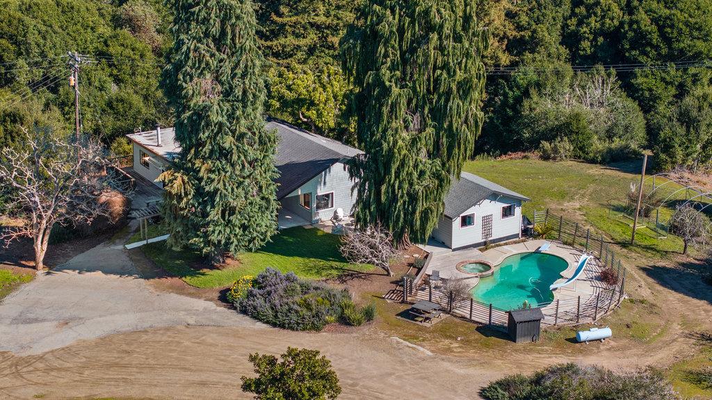 a view of a garden with a fountain
