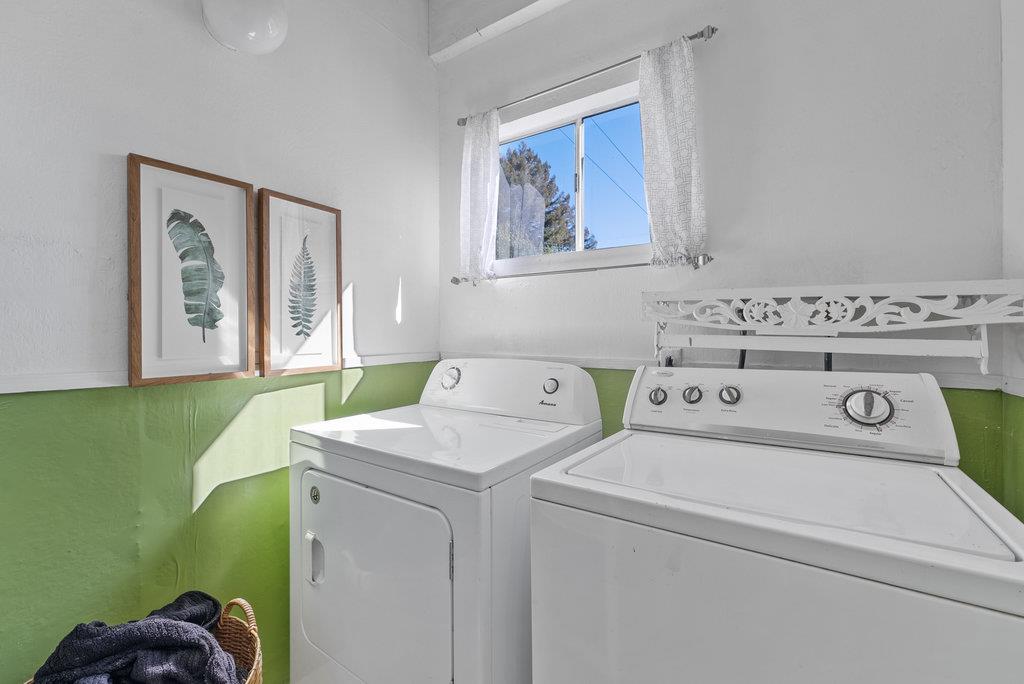 500 Valencia School Road Aptos, CA 95003 - Photo 25 of 44 a utility room with dryer and washer