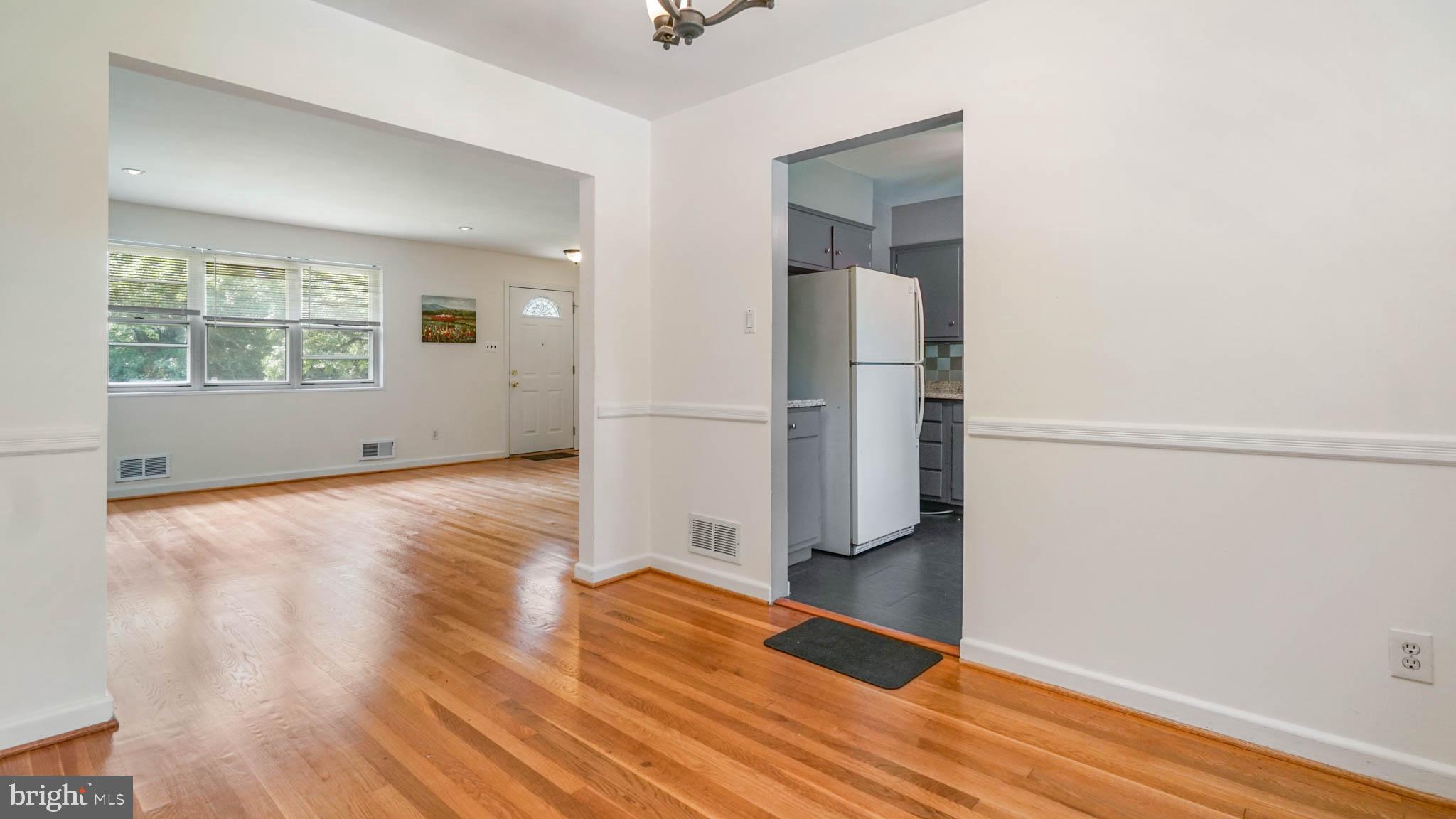 4909 Randolph Road Rockville, MD 20852 - Photo 15 of 41 dining room
