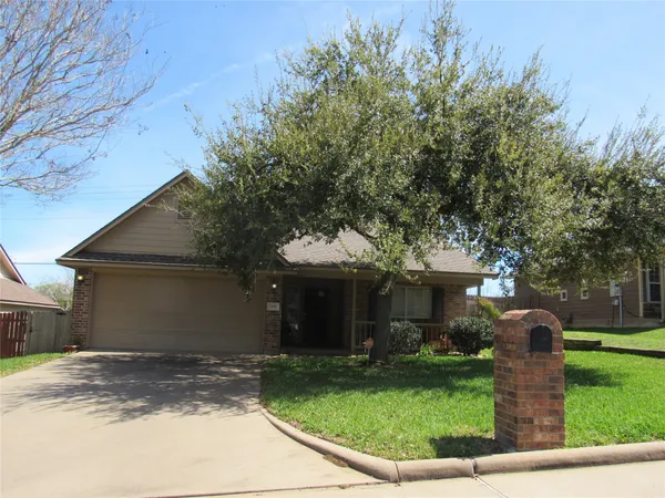 $260,000 | 2411 Cheyenne Drive, Brenham, TX 77833
