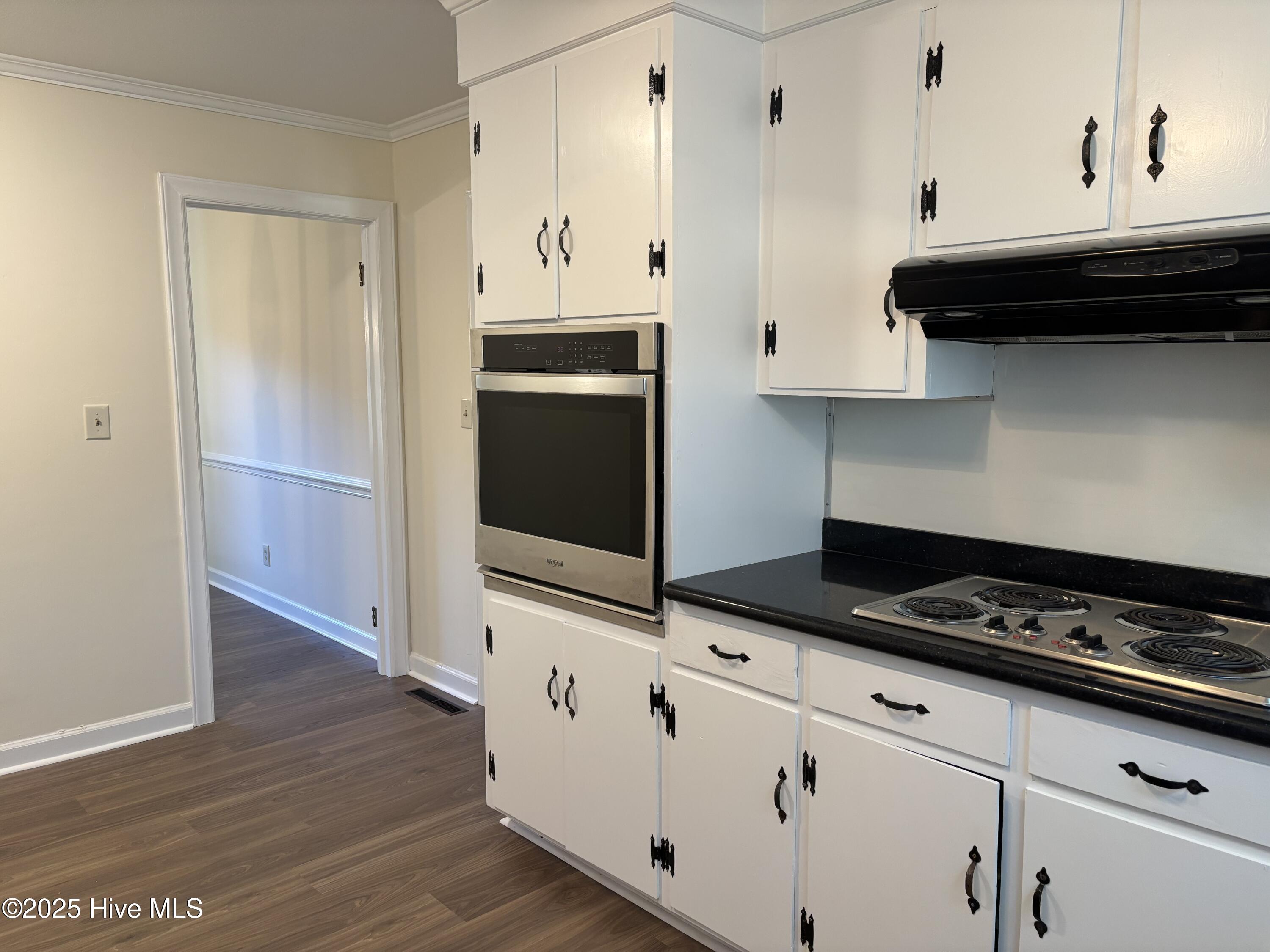 247 Vaughans Creek Road Murfreesboro, NC 27855 - Photo 11 of 32 Kitchen