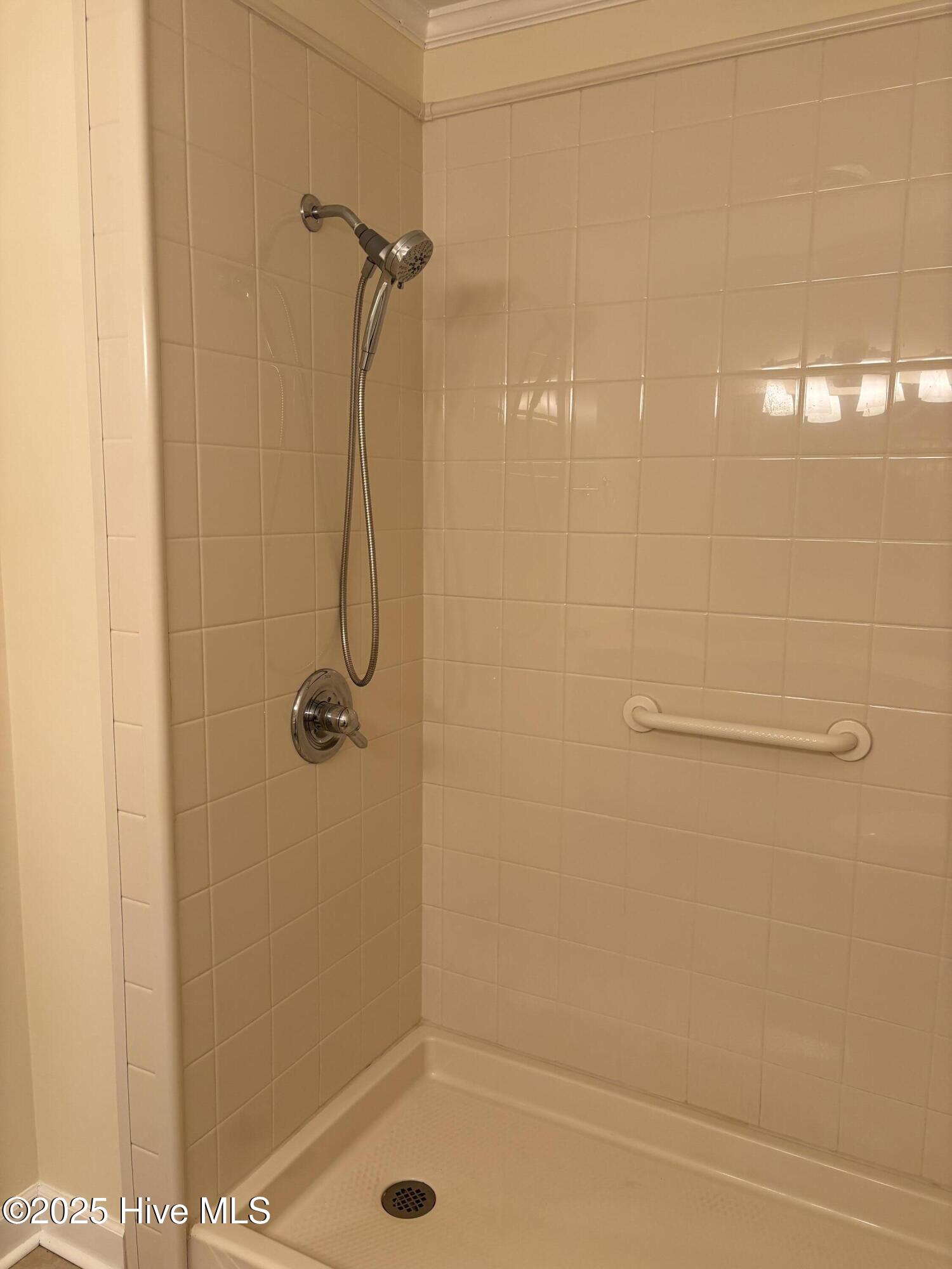 247 Vaughans Creek Road Murfreesboro, NC 27855 - Photo 19 of 32 Hall Bath