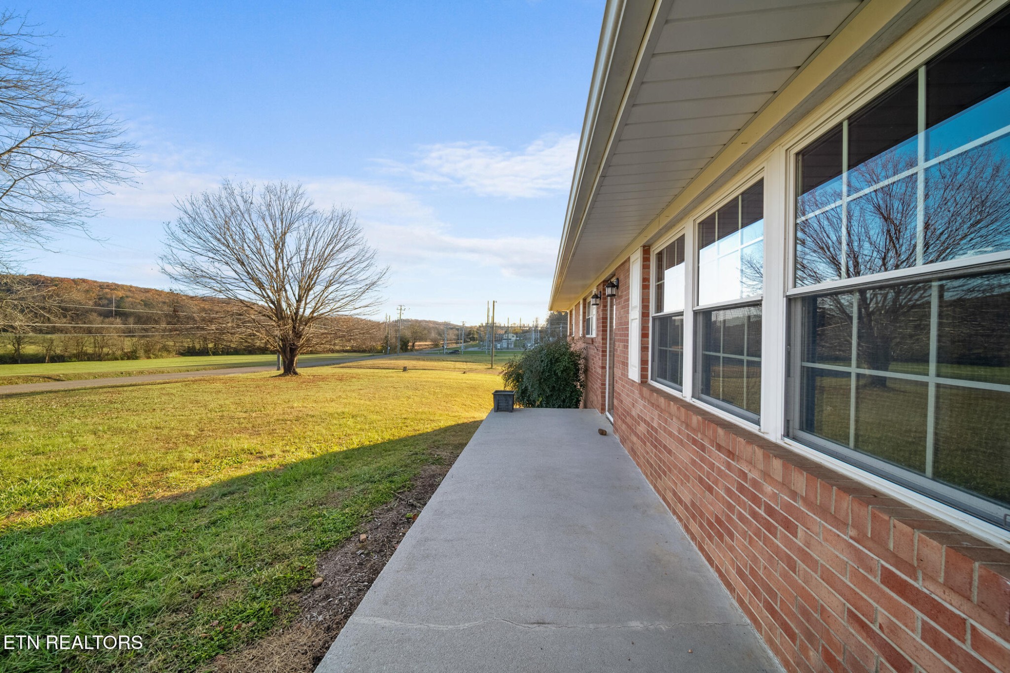 10513 Old Rutledge Pike Mascot, TN 37806 - Photo 3 of 30 Gallery Image 3