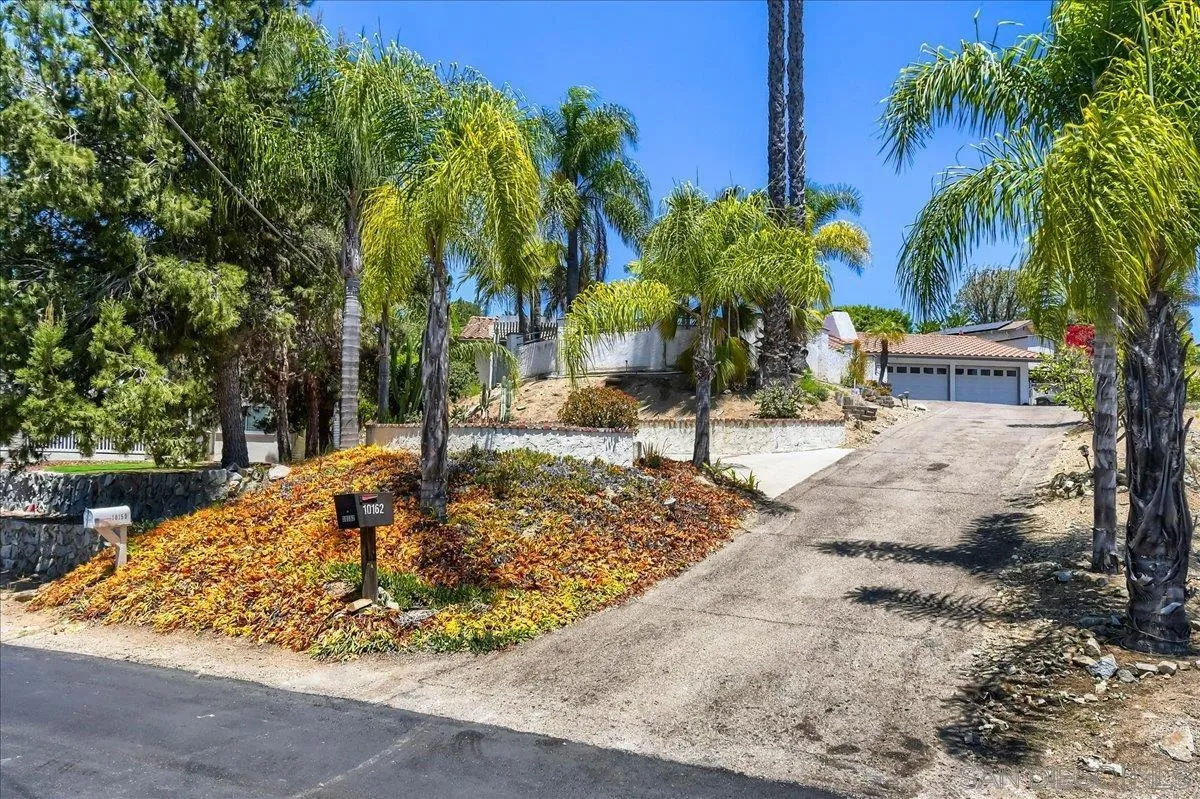 10162 Sierra Madre Road Spring Valley, CA 91977 - Photo 34 of 36