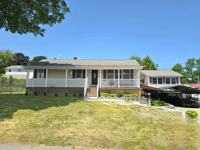 $479,000 | 7 Lorraine Avenue, Lewiston, ME 04240