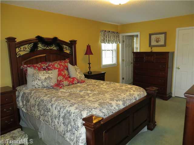 644 Barrocliff Road Clemmons, NC 27012 - Photo 7 of 16 Master Bedroom.