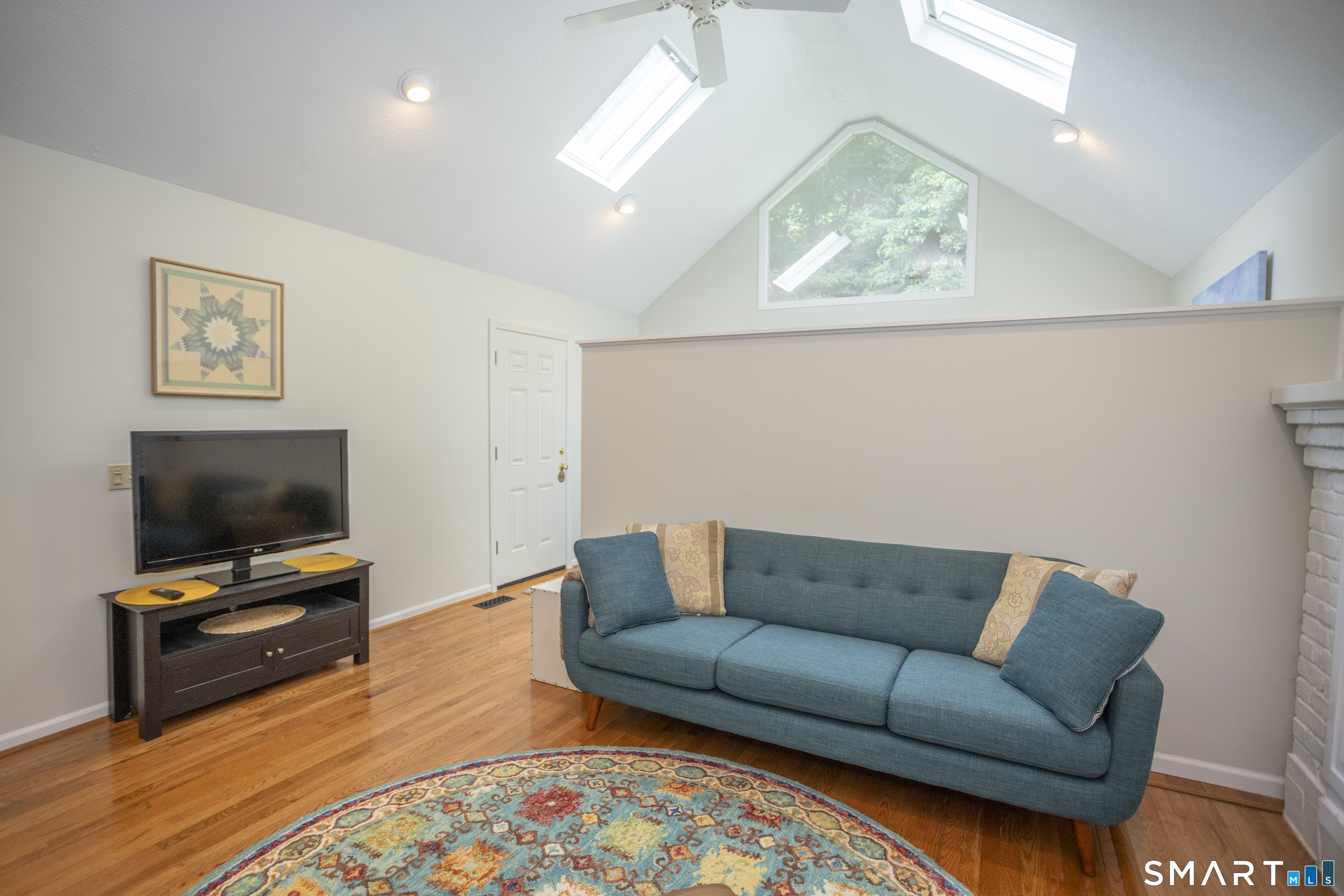 115 Ayers Point Road Old Saybrook, CT 06475 - Photo 8 of 26 Gallery Image 8