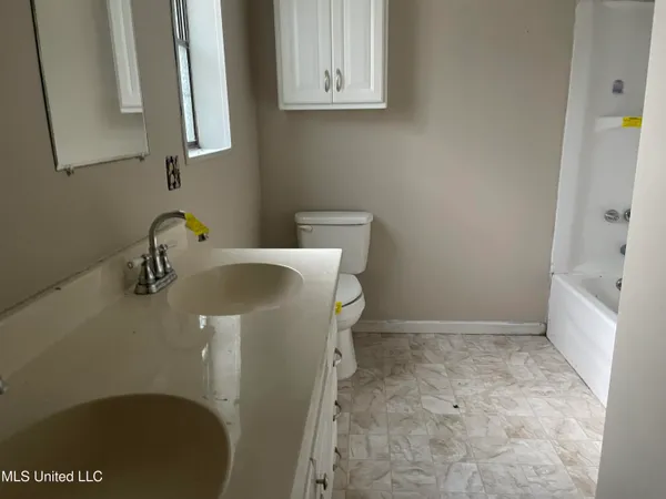 $179,900 | 254 Twin Creek Road, Lucedale, MS 39452