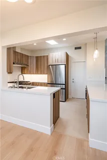 $9,750 | 815 Park Avenue, Laguna Beach, CA 92651