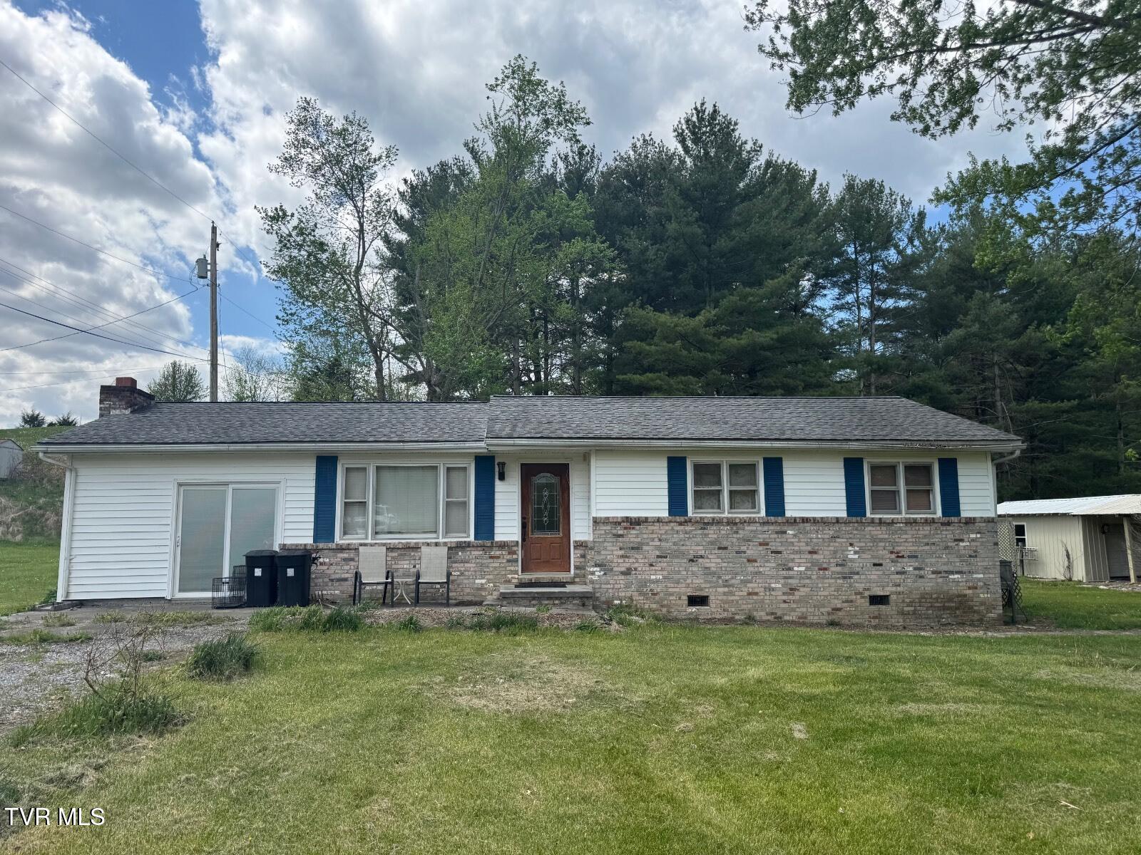 250 Valley View Drive Lebanon, VA 24266 - Photo 1 of 27 250 Valley View Pic #1