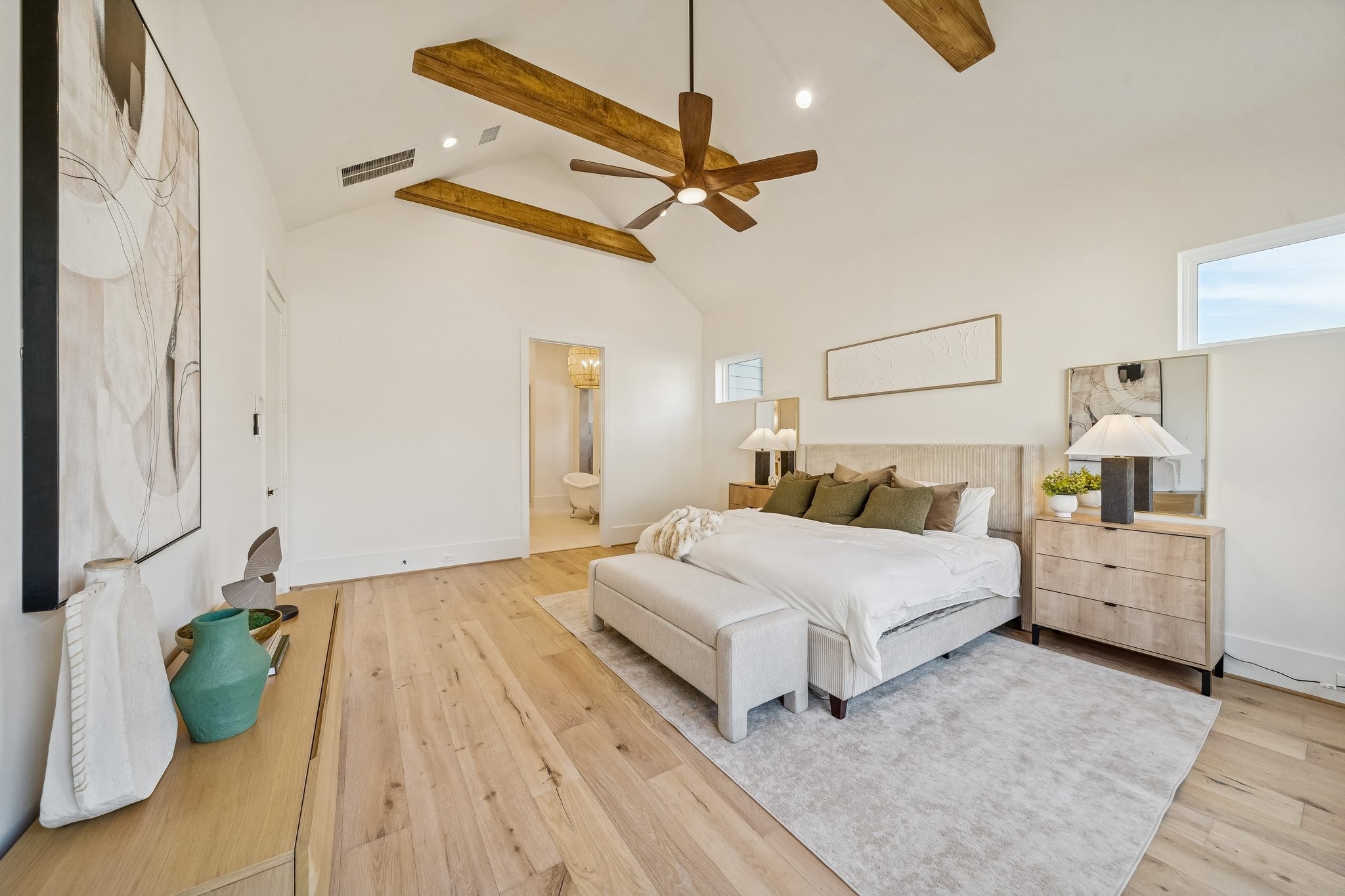 511 Graceland Street Houston, TX 77009 - Photo 21 of 43 The primary looking towards the exceptional primary bathroom.
