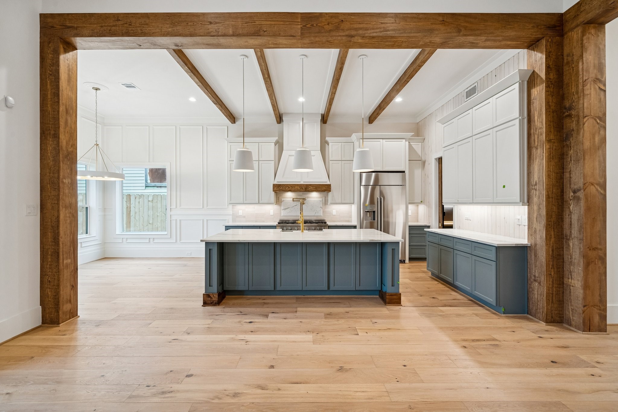 511 Graceland Street Houston, TX 77009 - Photo 3 of 10 Kitchen