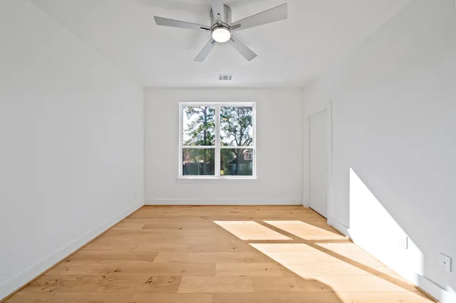 $1,398,000 | 511 Graceland Street, Houston, TX 77009