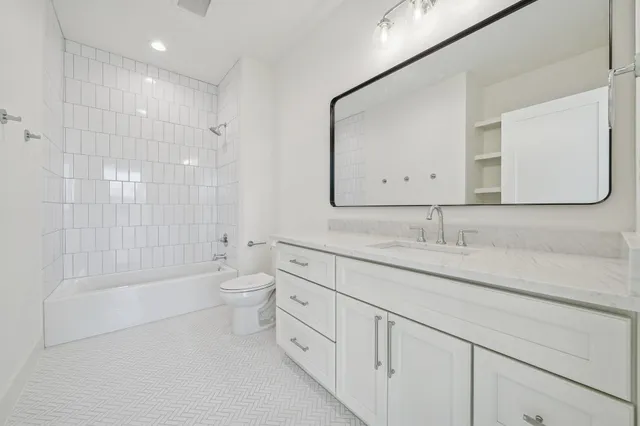 $1,398,000 | 511 Graceland Street, Houston, TX 77009