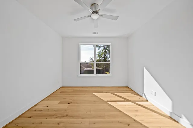 $1,398,000 | 511 Graceland Street, Houston, TX 77009