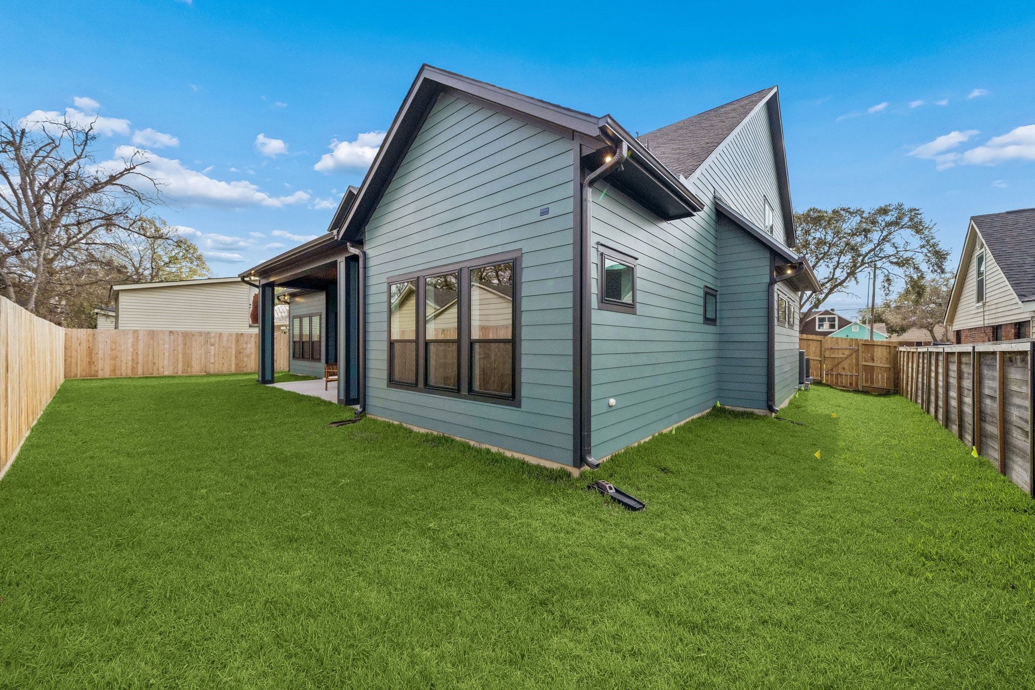 511 Graceland Street Houston, TX 77009 - Photo 38 of 43 Back yard with plenty of space between you and the neighbors.