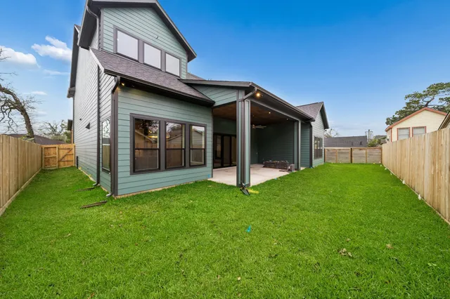 $1,398,000 | 511 Graceland Street, Houston, TX 77009