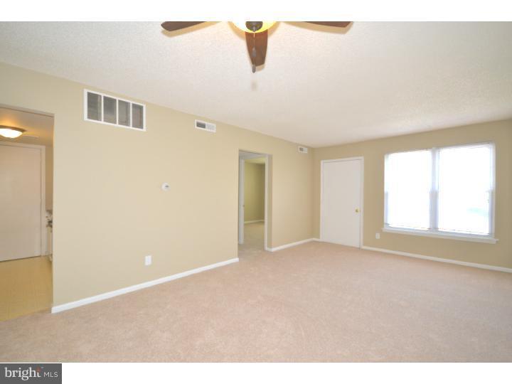 152 Bancroft Road Lansdale, PA 19446 - Photo 3 of 17 Gallery Image 3