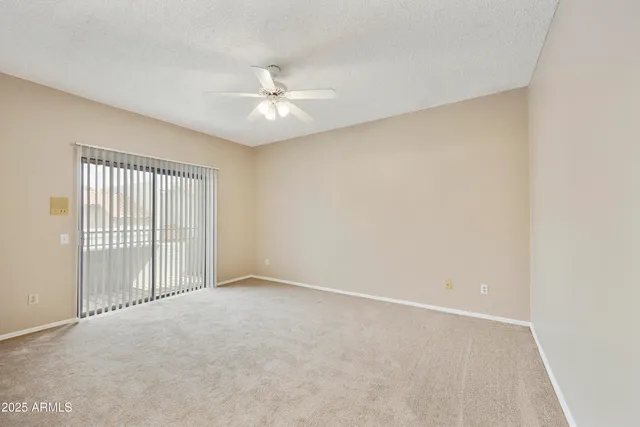 $1,695 | 8614 North 67th Drive, Peoria, AZ 85345