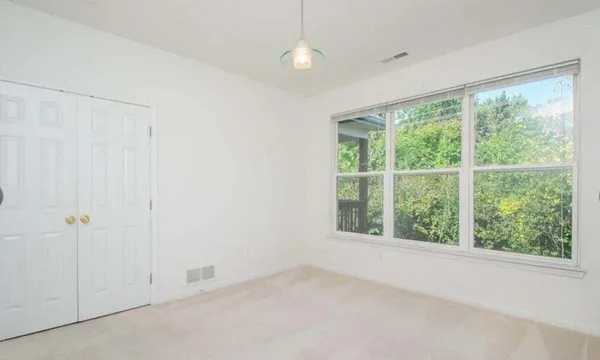 $2,000 | 1430 Fox Pointe Circle, Unit 43, Ann Arbor, MI 48108