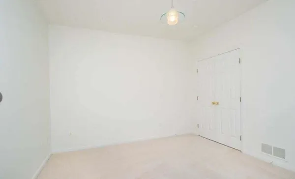 $2,000 | 1430 Fox Pointe Circle, Unit 43, Ann Arbor, MI 48108