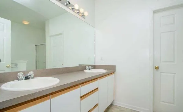 $2,000 | 1430 Fox Pointe Circle, Unit 43, Ann Arbor, MI 48108