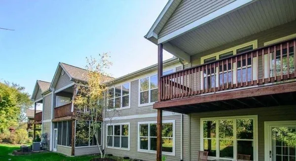 $2,000 | 1430 Fox Pointe Circle, Unit 43, Ann Arbor, MI 48108