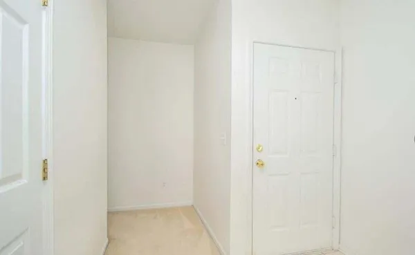 $2,000 | 1430 Fox Pointe Circle, Unit 43, Ann Arbor, MI 48108