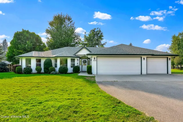 $999,999 | 5775 North Colfax Street, Dalton Gardens, ID 83815