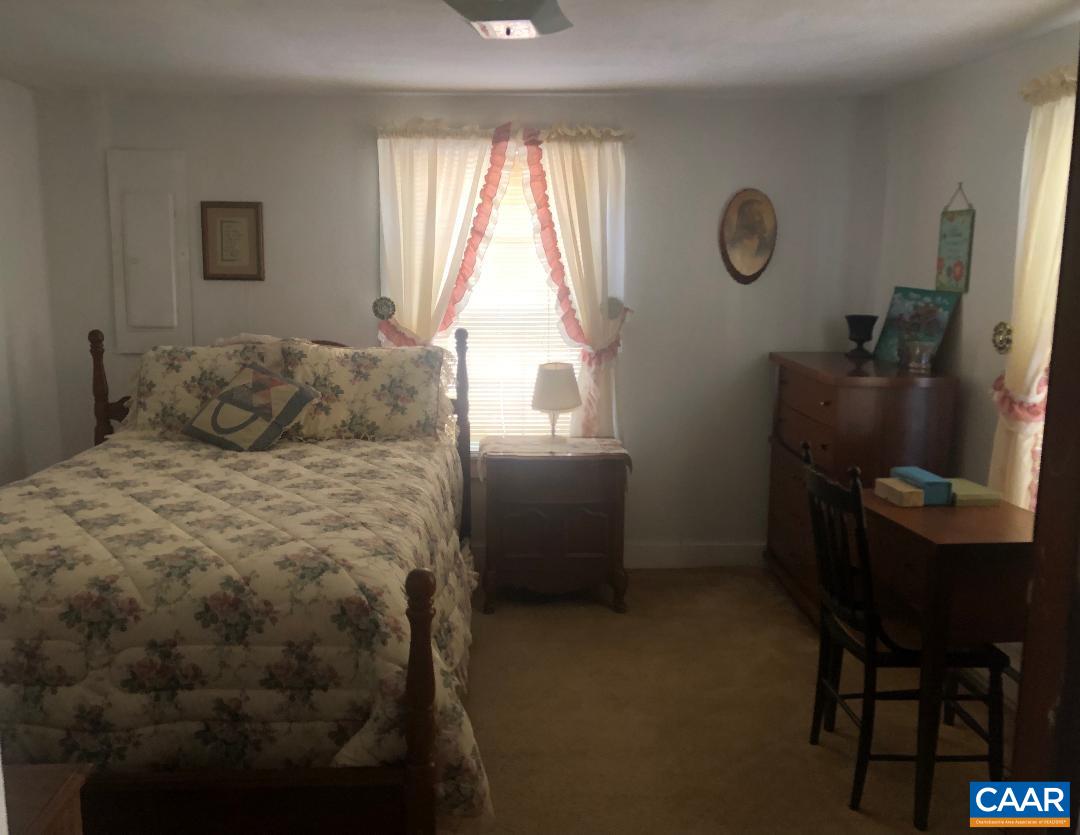 9014 Poindexter Road Louisa, VA 23093 - Photo 4 of 13 Gallery Image 4
