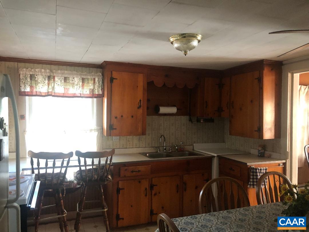 9014 Poindexter Road Louisa, VA 23093 - Photo 10 of 13 Gallery Image 10