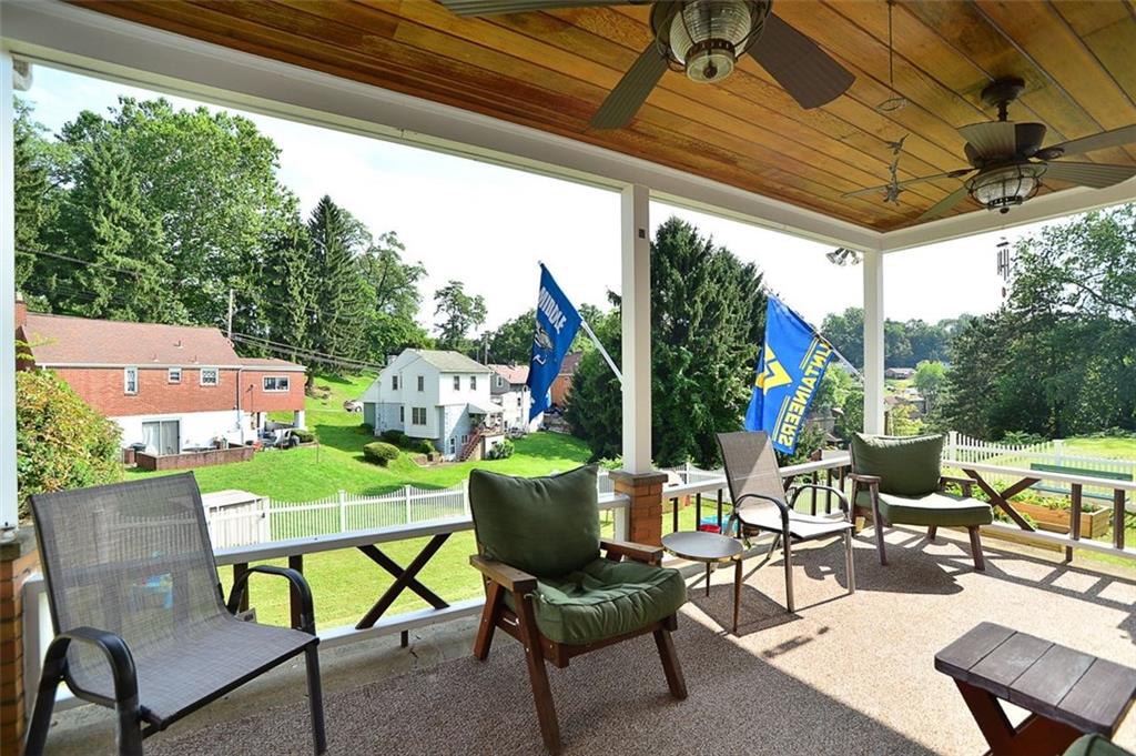 119 Pointview Road Pittsburgh, PA 15227 - Photo 3 of 22 Gallery Image 3