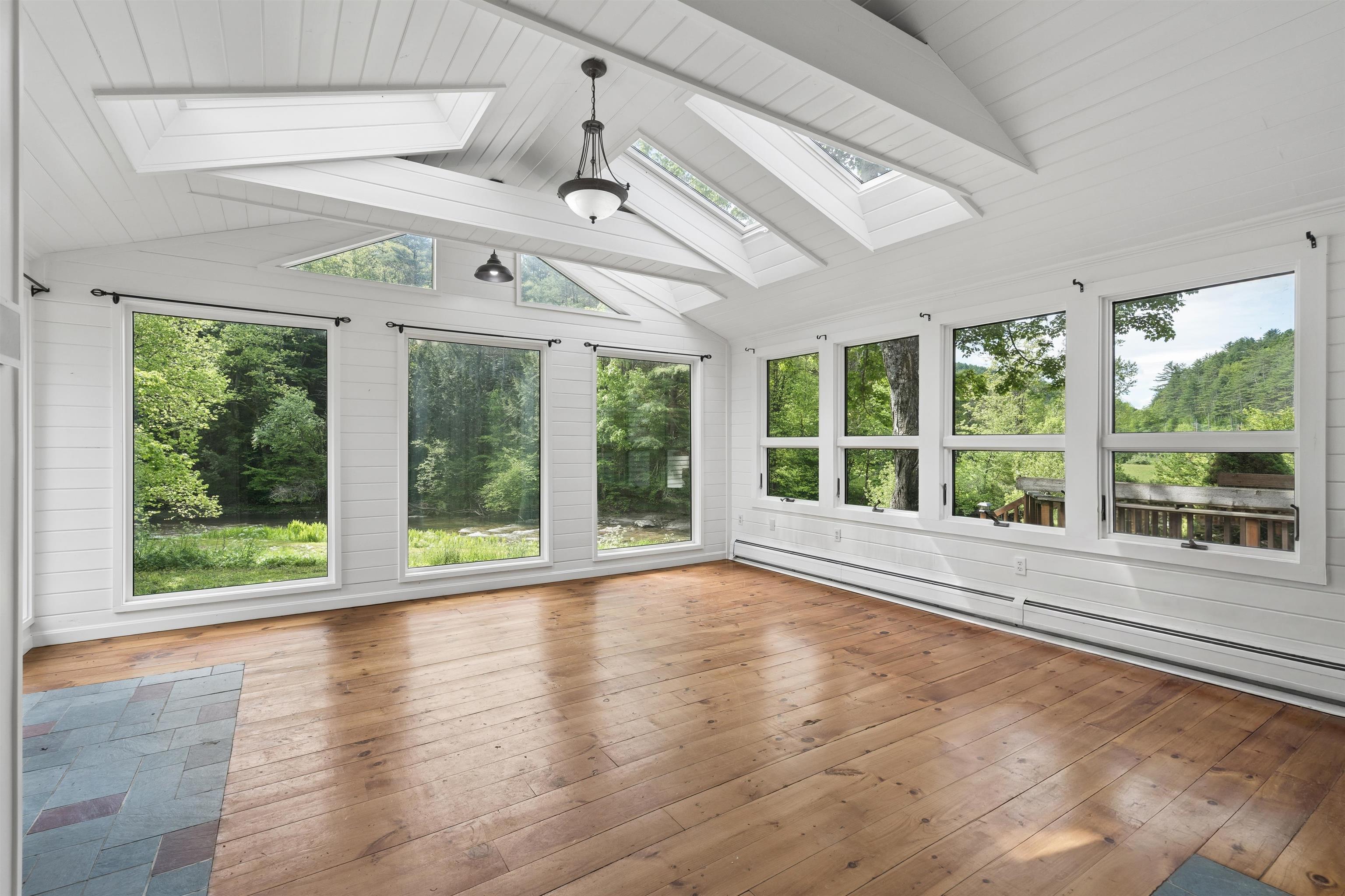 568 Highway 110 Tunbridge, VT 05077 - Photo 27 of 43