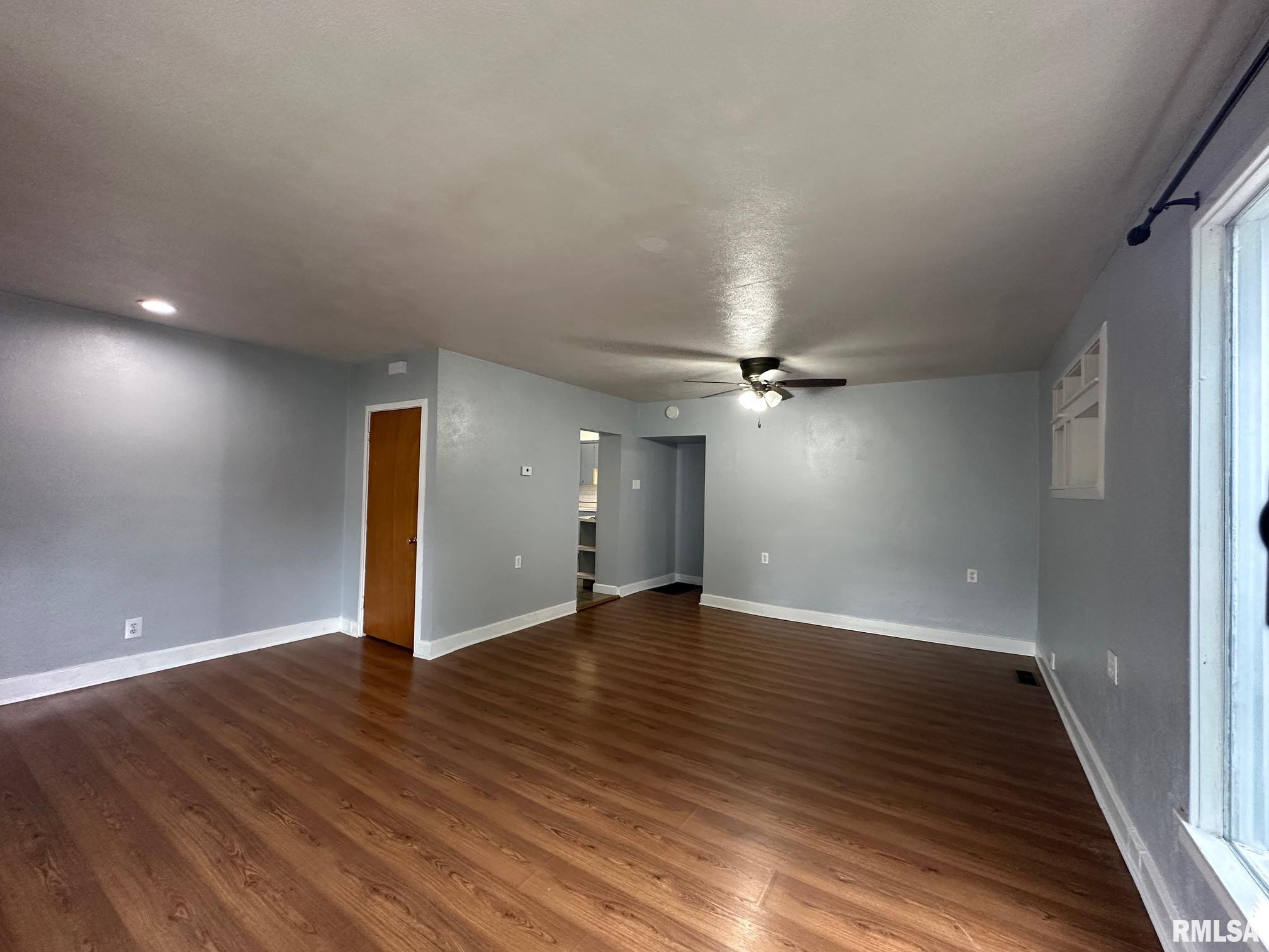 202 North State Street Springfield, IL 62702 - Photo 5 of 15