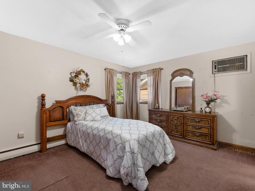 7819 Ridge Road Severn, MD 21144 - Photo 21 of 47 Owner's Suite