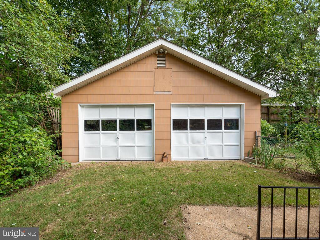 7819 Ridge Road Severn, MD 21144 - Photo 41 of 47 Detached Garage/Workshop