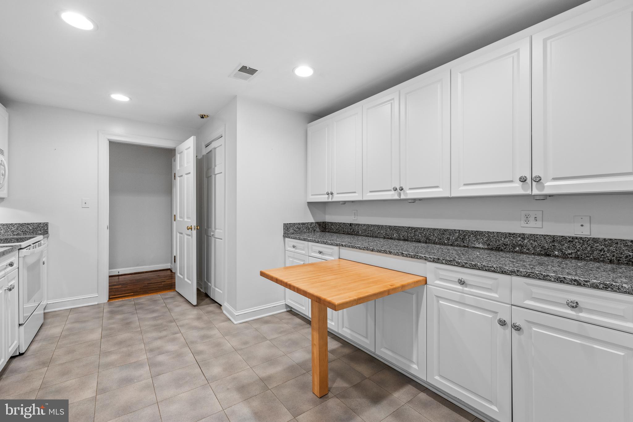 5 Devon Hill Road, Unit A2 Baltimore, MD 21210 - Photo 27 of 56