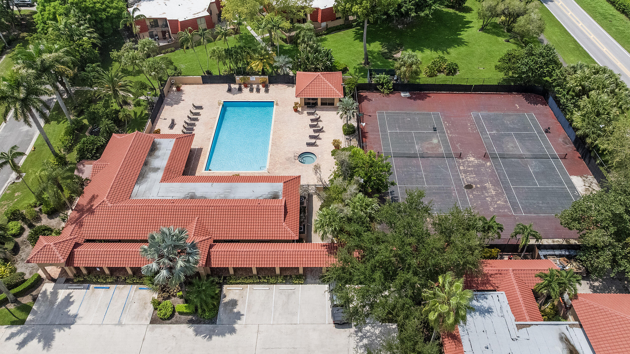 8141 Severn Drive, Unit B Boca Raton, FL 33433 - Photo 31 of 34 an aerial view of a house