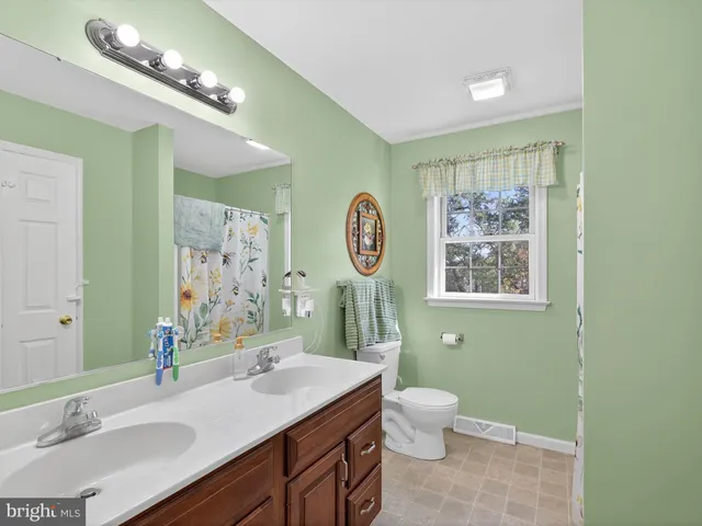 $395,000 | 14 Firefly Drive, Myerstown, PA 17067