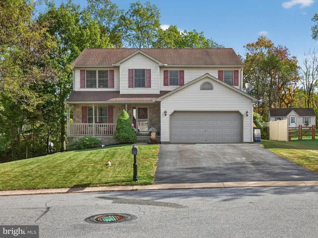 $395,000 | 14 Firefly Drive, Myerstown, PA 17067