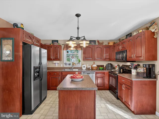 $395,000 | 14 Firefly Drive, Myerstown, PA 17067